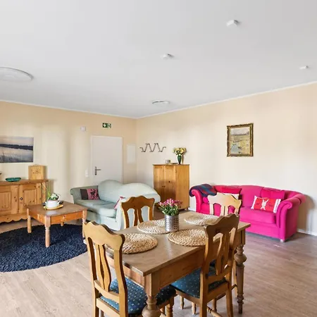 2 Bedroom Cozy In * Gransee