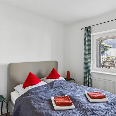 2 Bedroom Cozy In *