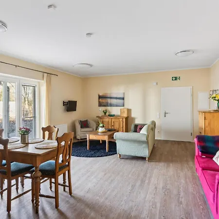 2 Bedroom Cozy In * Gransee