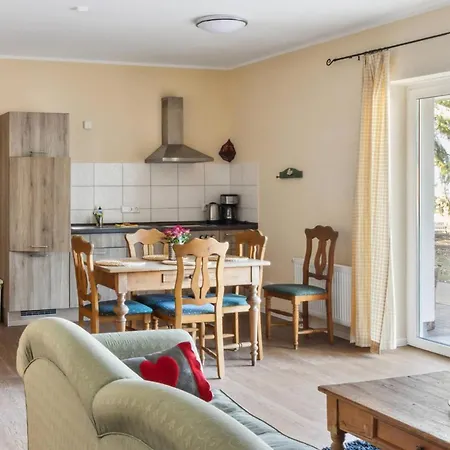 Alpin 2 アパート