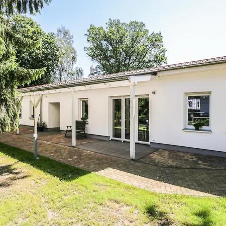 Alpin 2 アパート